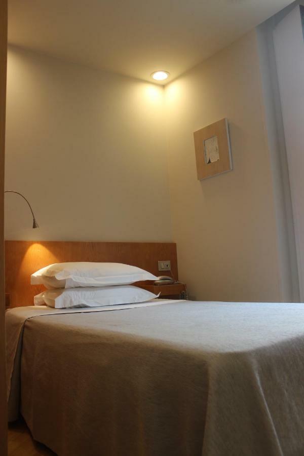 Hotel Zarampallo Ourense Luaran gambar